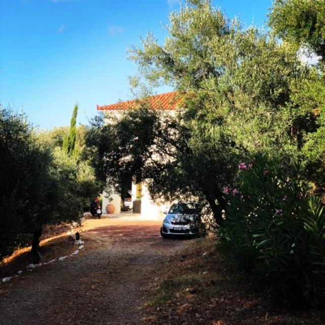 Kyparissia De Wandelboom Villa Vrises  Eksteriør bilde